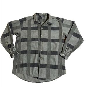 Men’s TONY LAMBERT Plaid Button-Up (Medium)